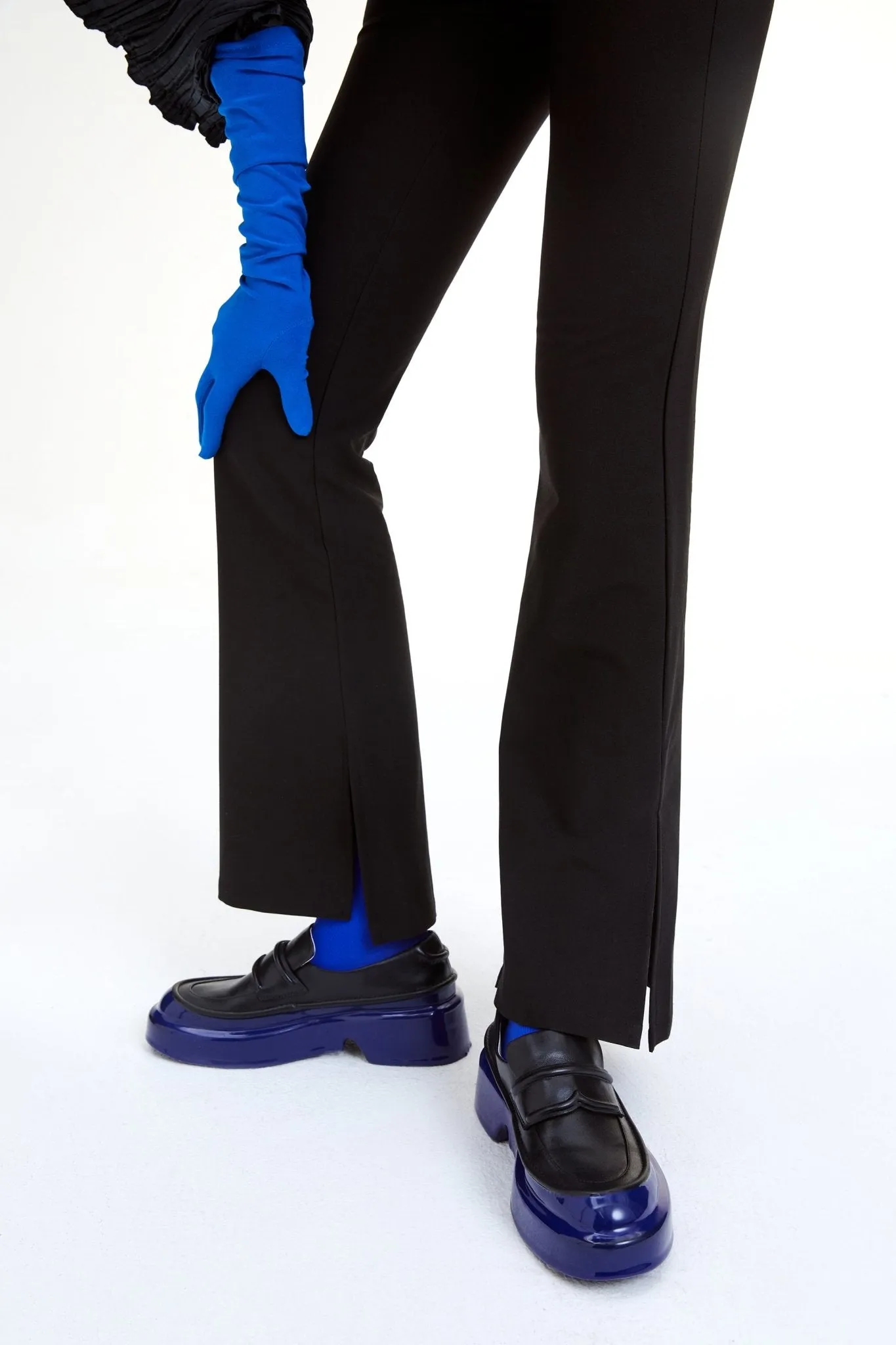 Black Rubber-Drenched Non-Edged Loafers
