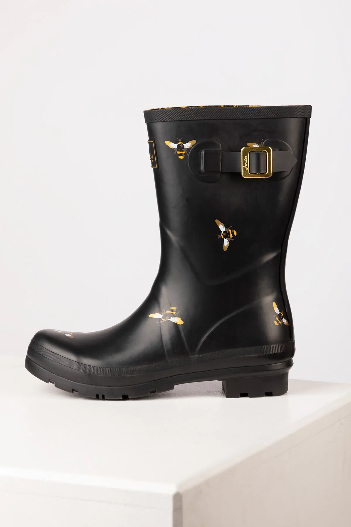Mid-Height Joules Wellies with Enhanced Durability