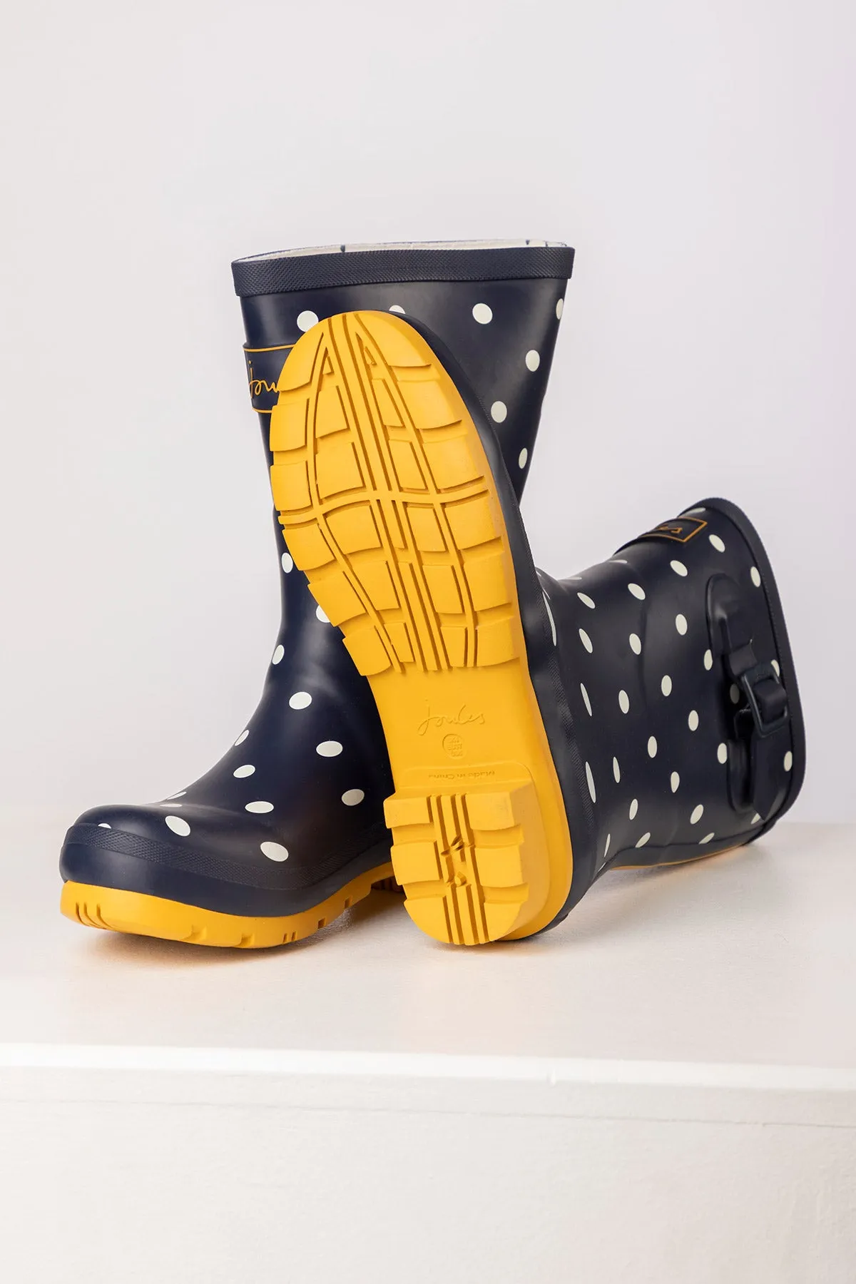 Mid-Height Joules Wellies with Enhanced Durability