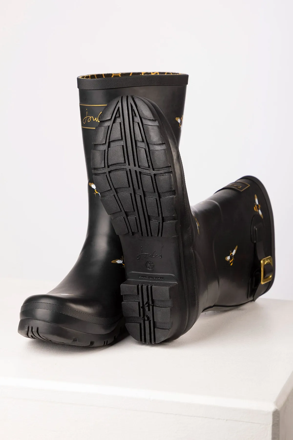 Mid-Height Joules Wellies with Enhanced Durability