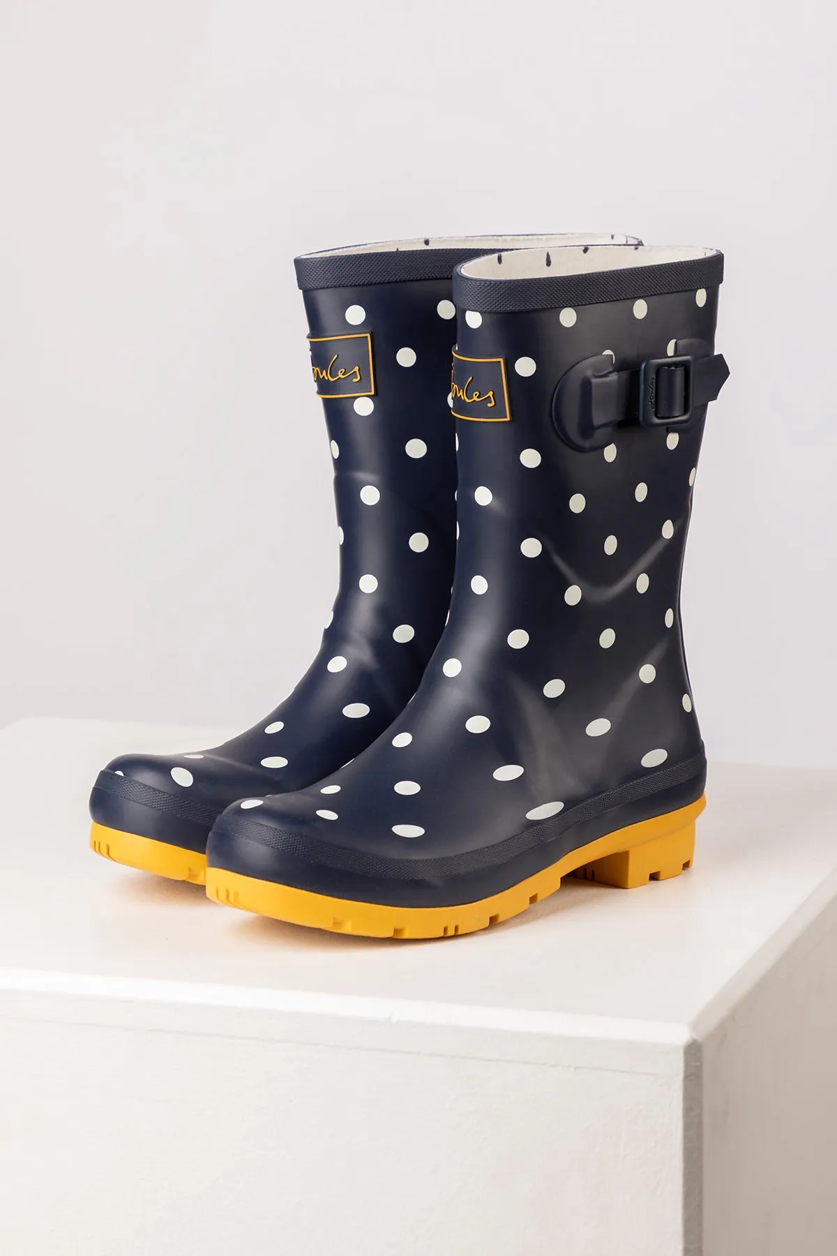 Mid-Height Joules Wellies with Enhanced Durability