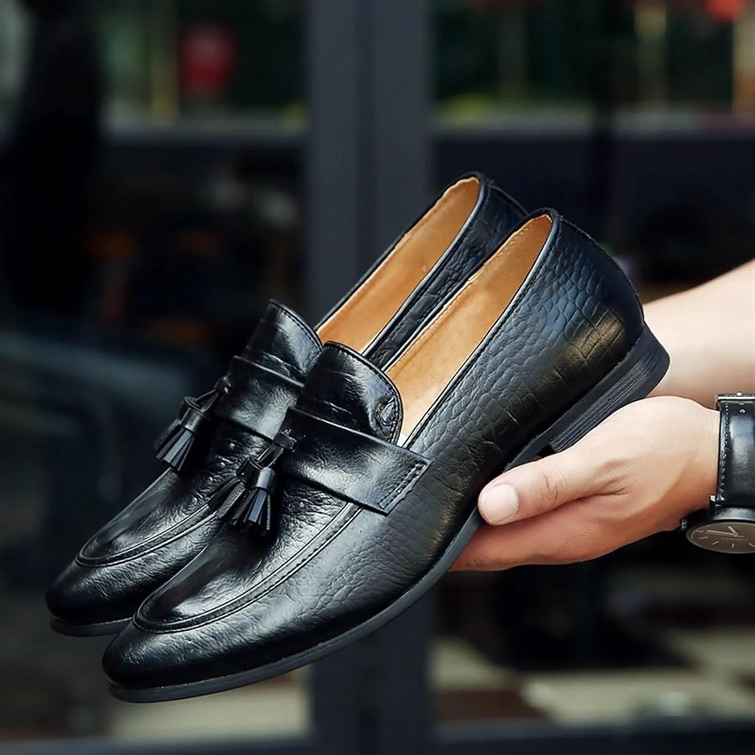 Men's Loafers Tassel Loafers PU Leather Burnished Toe Flat Heel Comfortable Slip-Resistant Slip-Ons for Walking and Outdoor