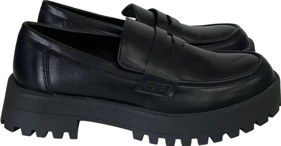 PrettyLittleThing Black Round Toe Trim Loafers UK 6 EU 39 👠