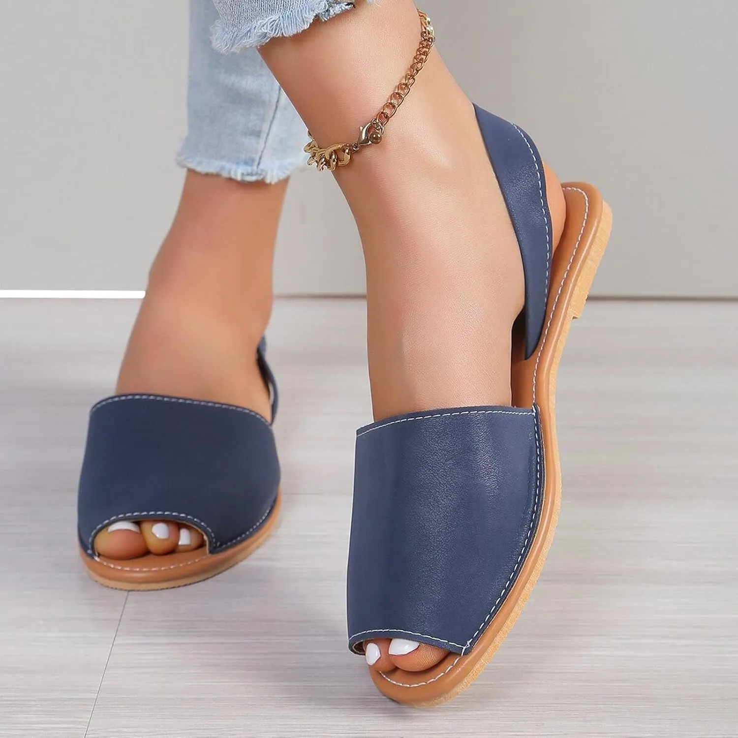 Roorsily Women's Comfortable Sandals Flat Bottom Fish Mouth Sandals Footwear Soft Leather Sandals Versatile Flat Sandal