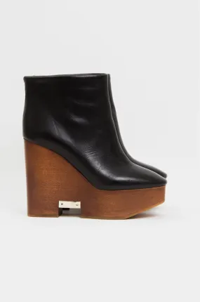 WOODEN WEDGE BOOTS
